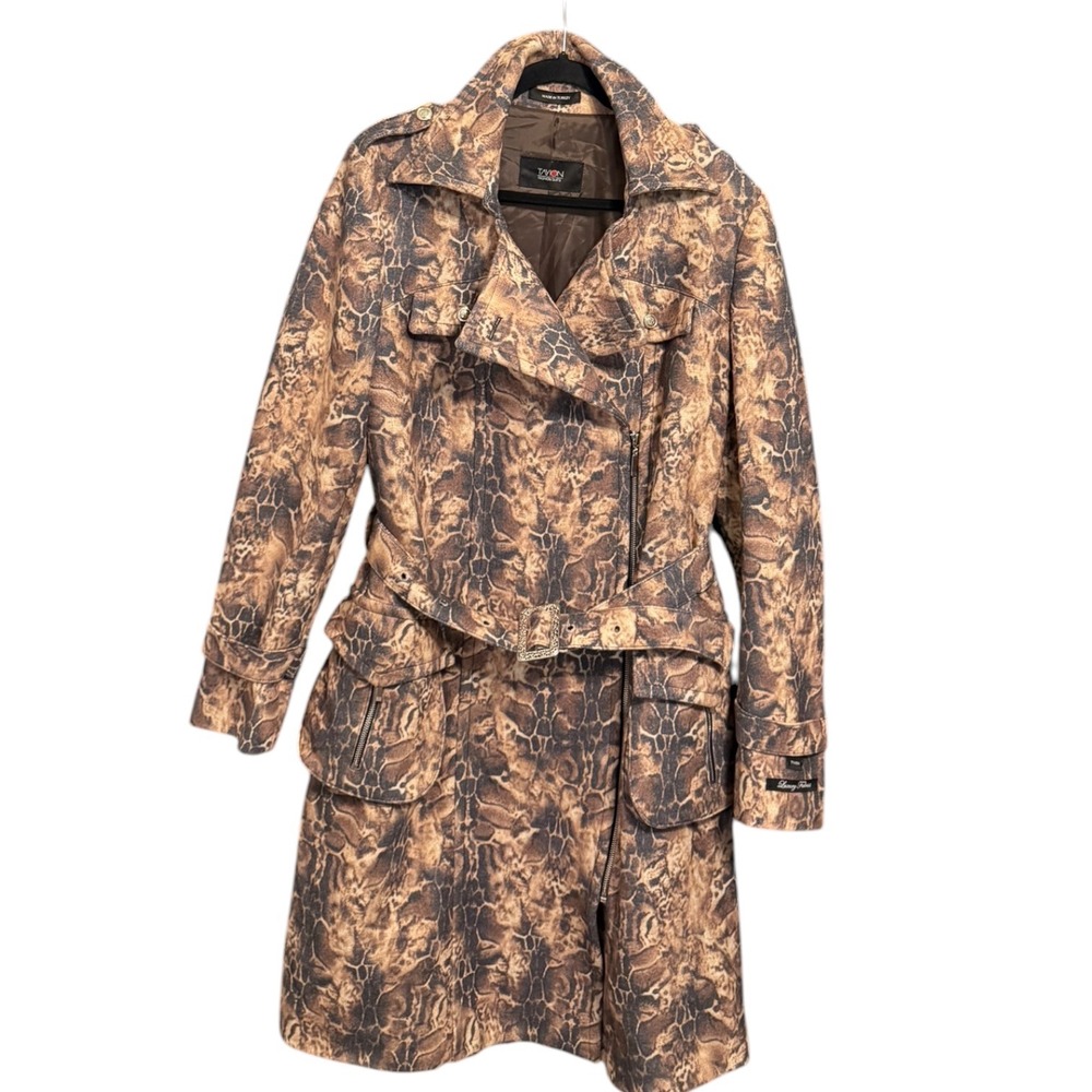 Tayion Collection Keke Brown Snake Print Trench Coat 2X Lined Belted Luxury